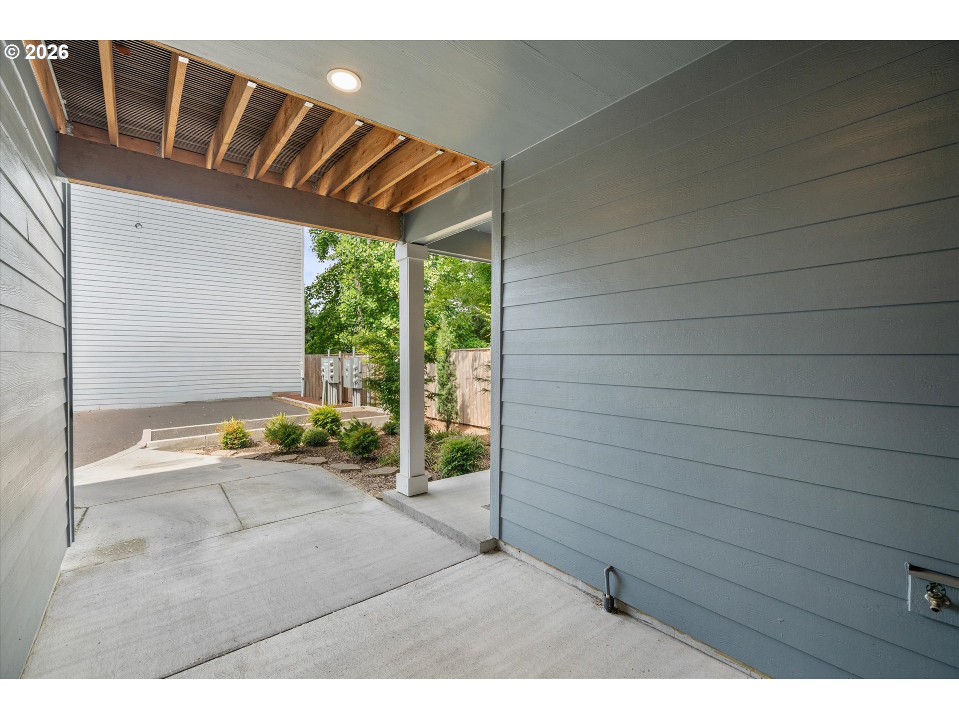 Photo #4: 363619889 Listing: Photo #4