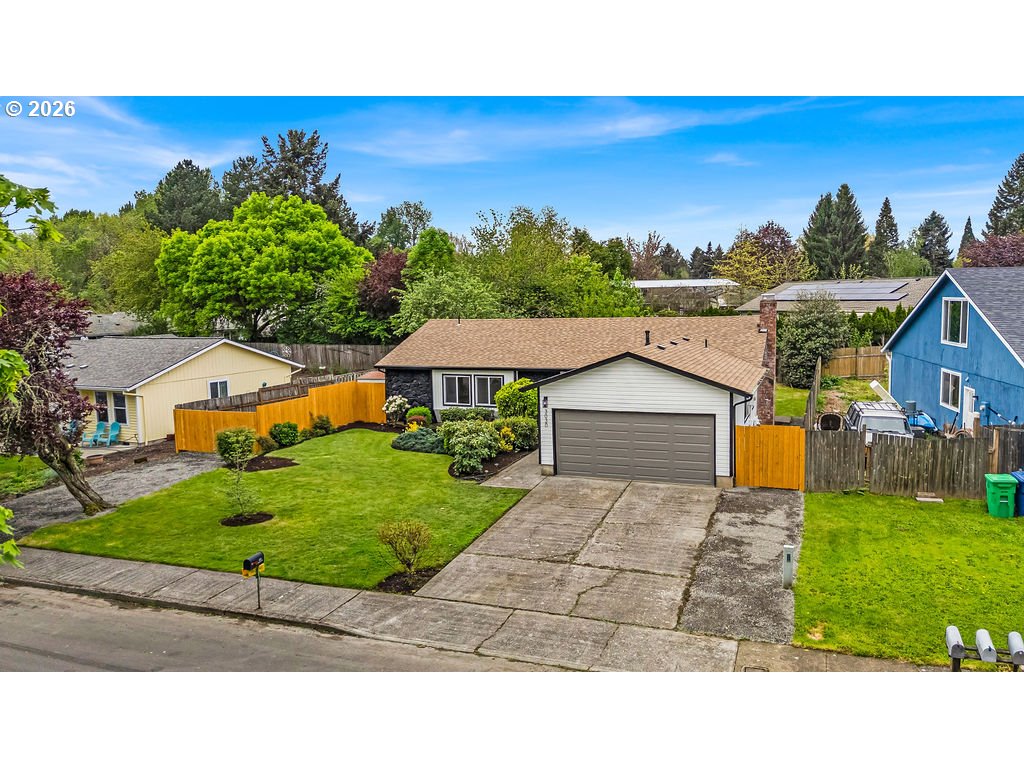 93215 LONG TOM DR, Cheshire, OR, 97419