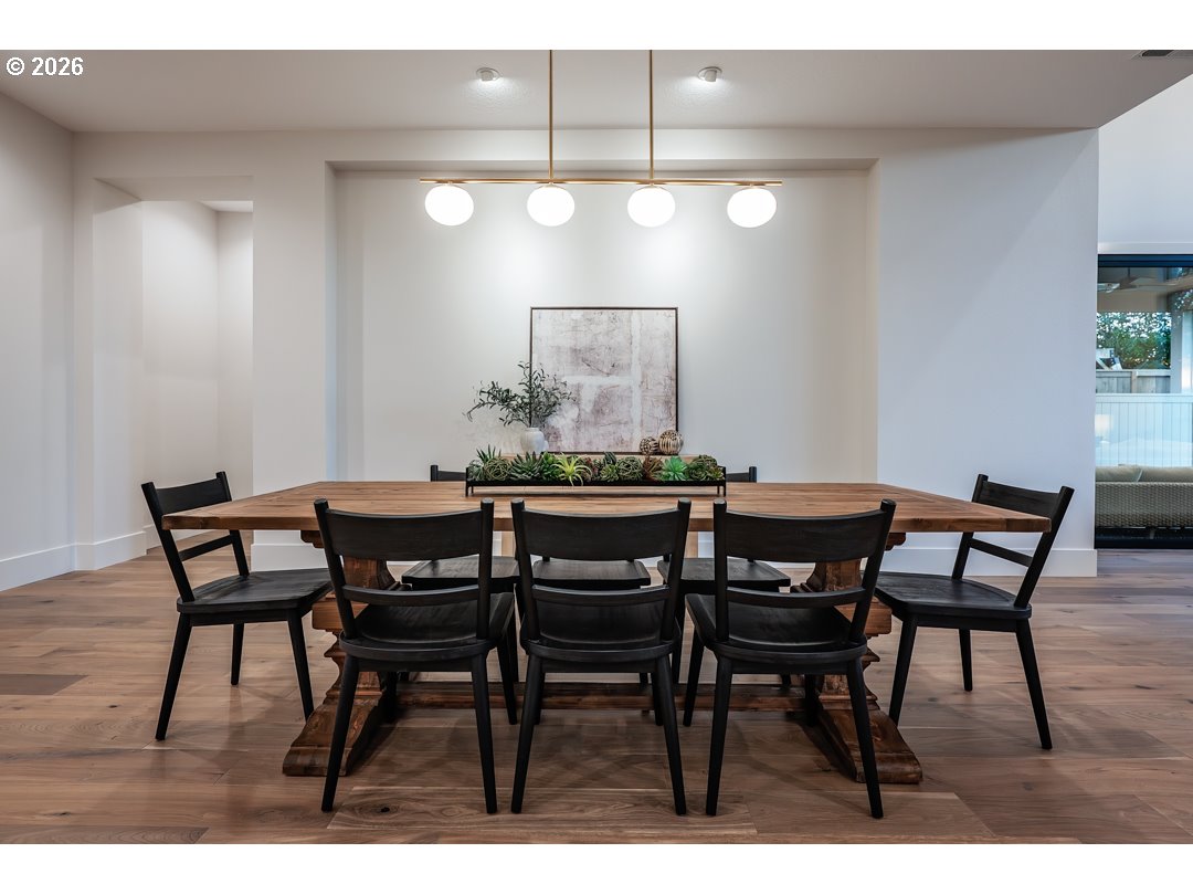 2560 GLEN EAGLES PL, Lake Oswego, OR, 97034