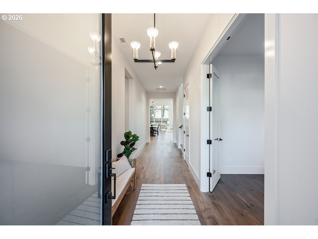 2560 GLEN EAGLES PL, Lake Oswego, OR, 97034