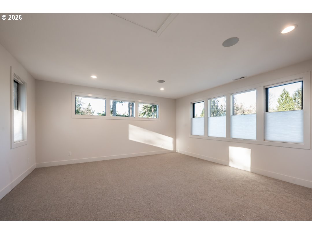 2560 GLEN EAGLES PL, Lake Oswego, OR, 97034