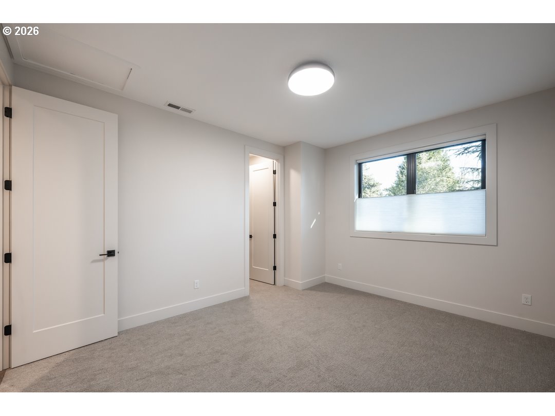 2560 GLEN EAGLES PL, Lake Oswego, OR, 97034