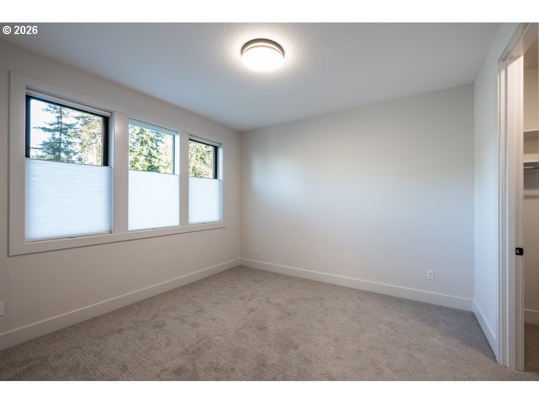 2560 GLEN EAGLES PL, Lake Oswego, OR, 97034