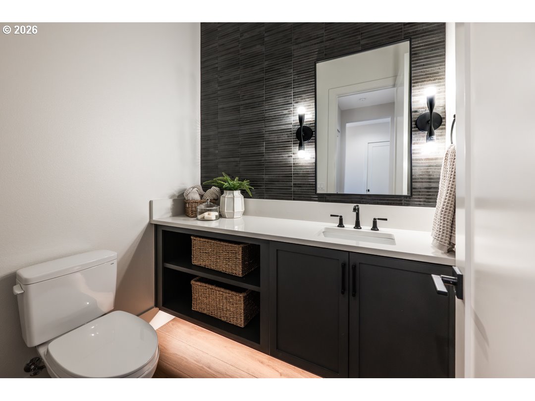 2560 GLEN EAGLES PL, Lake Oswego, OR, 97034