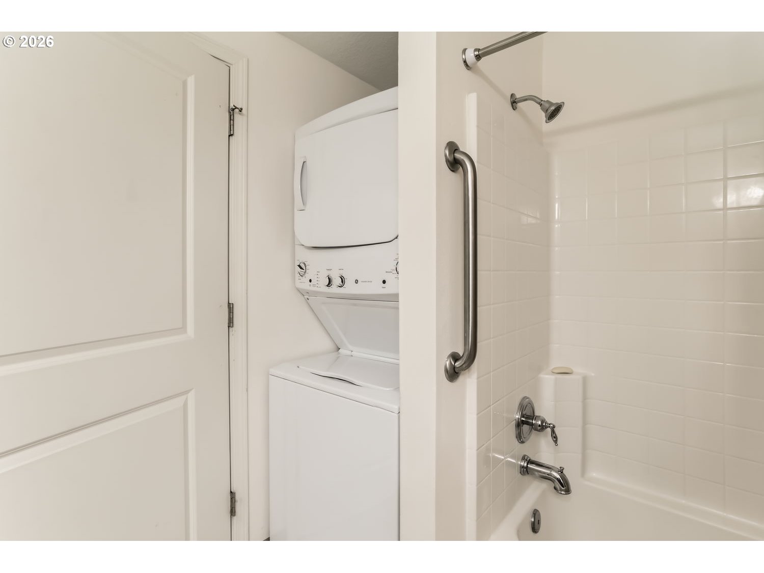 Photo #12: 365255025 Listing: Photo #12