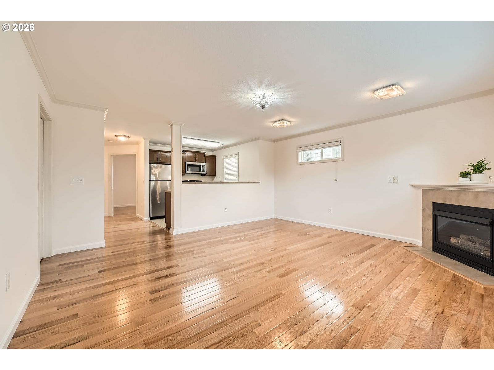 Photo #2: 365255025 Listing: Photo #2