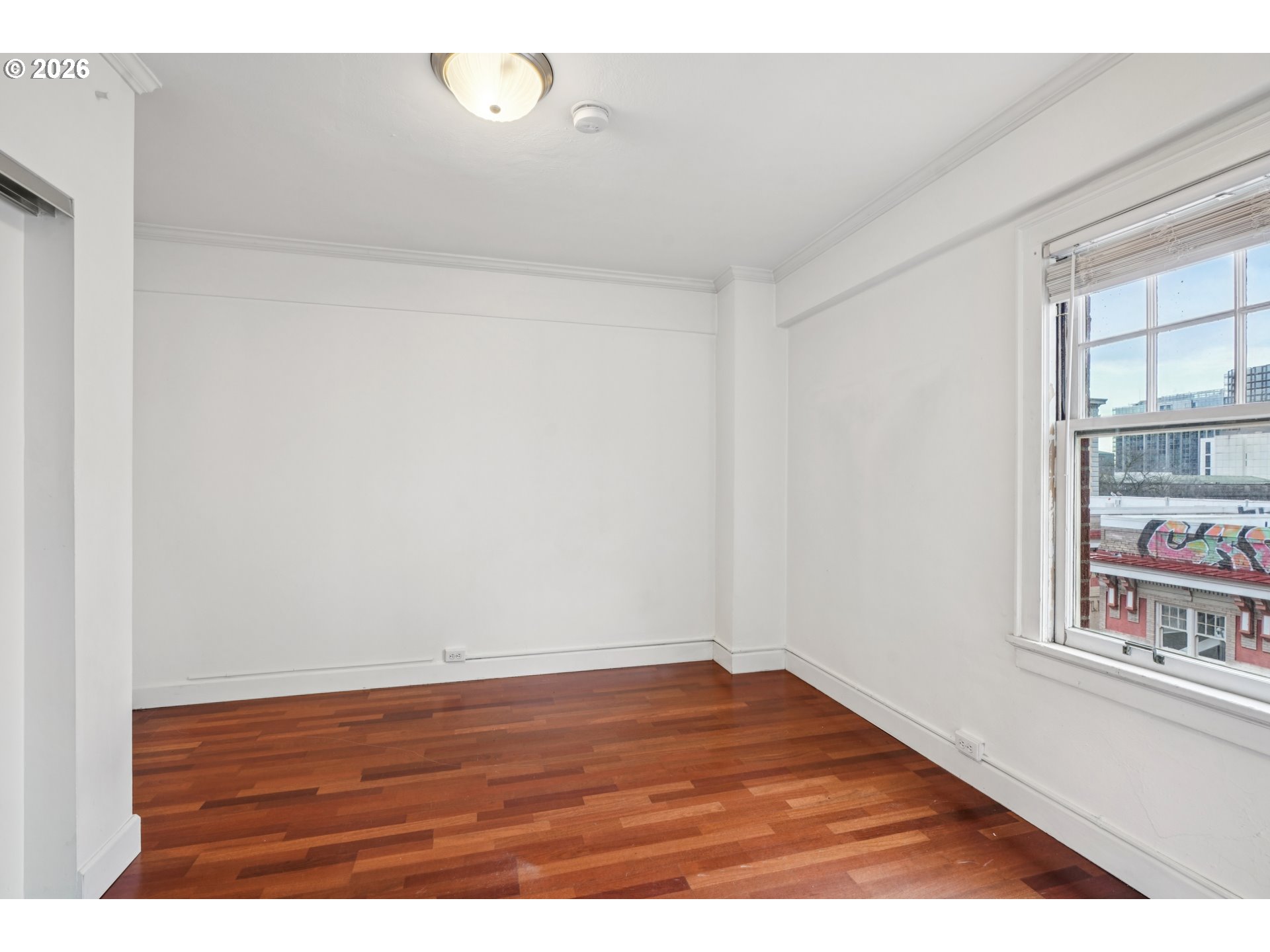 Photo #2: 365306037 Listing: Photo #2