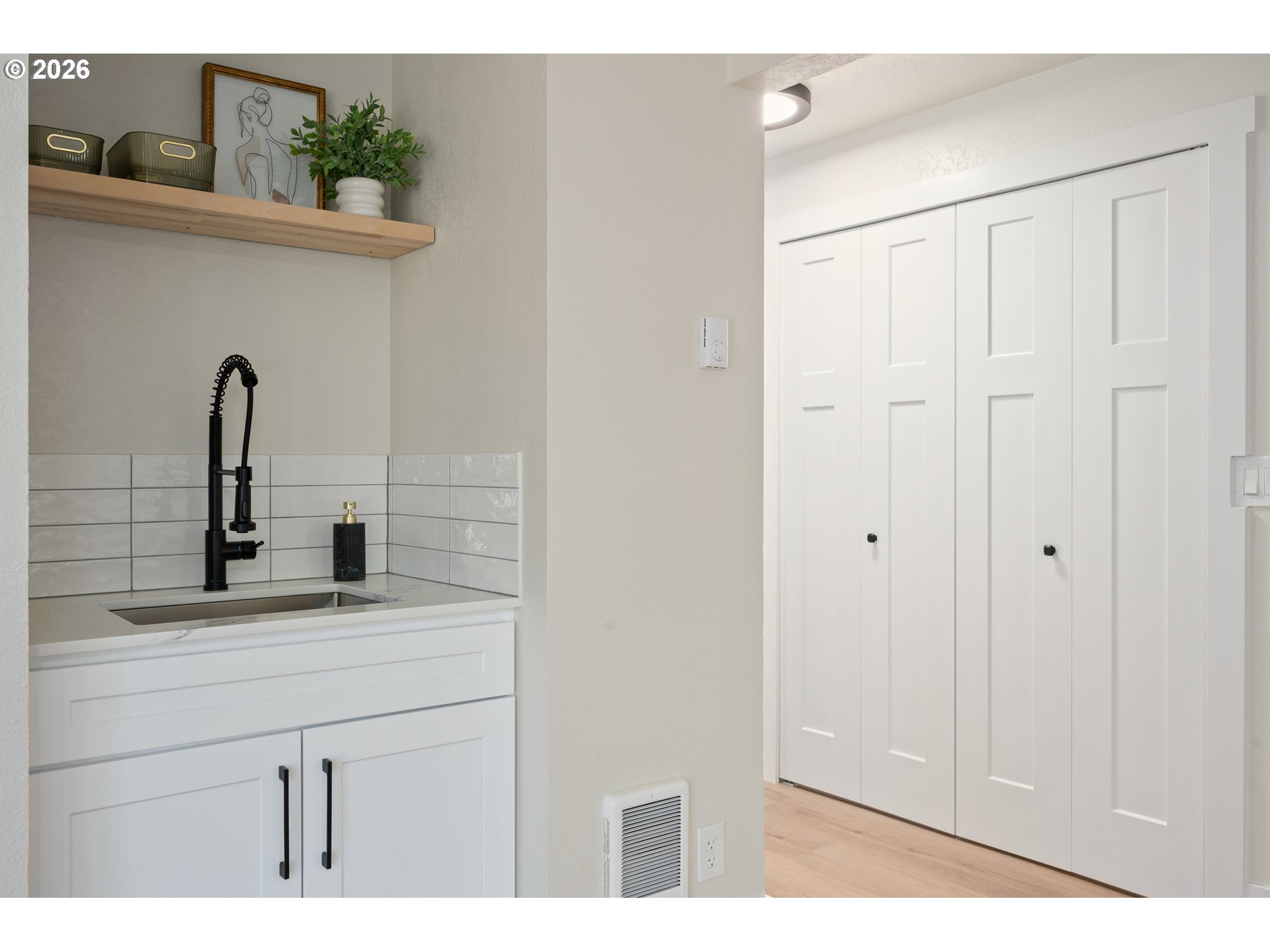 1955 W 28TH AVE, Eugene, OR, 97405