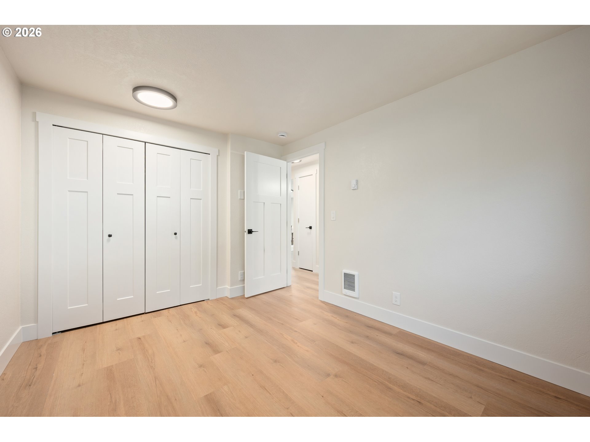 1955 W 28TH AVE, Eugene, OR, 97405