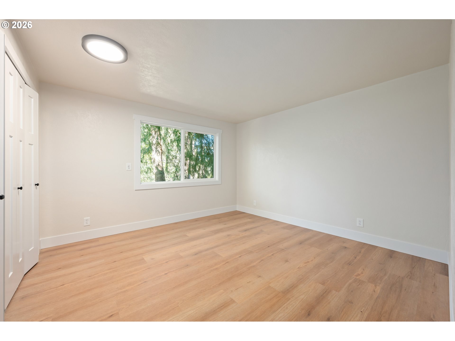 1955 W 28TH AVE, Eugene, OR, 97405