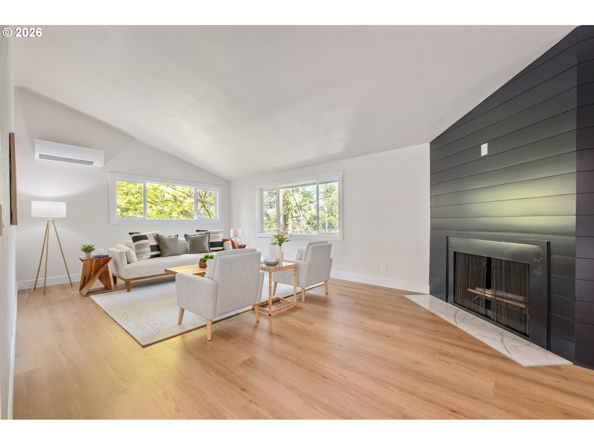 1955 W 28TH AVE, Eugene, OR, 97405