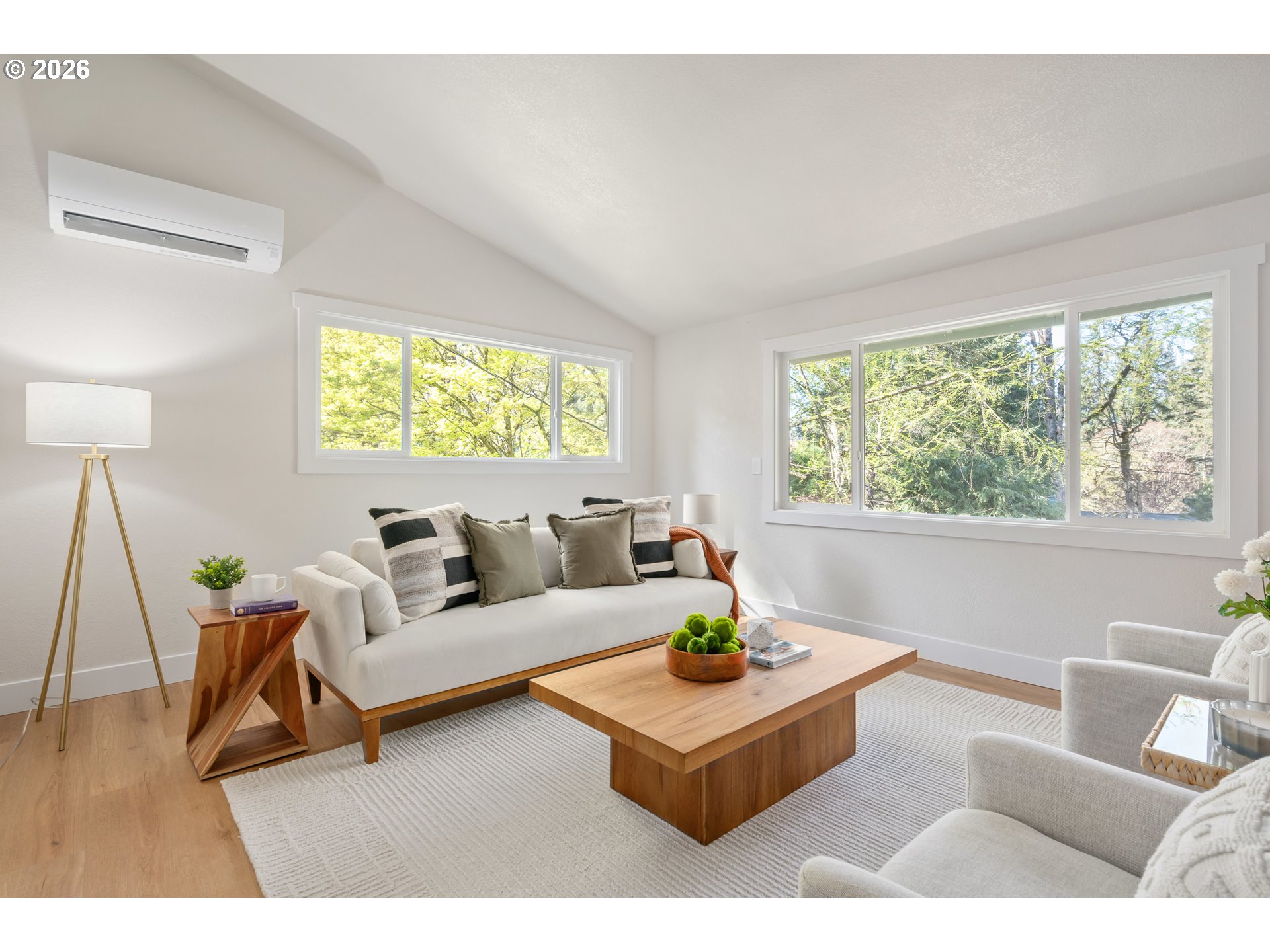 1955 W 28TH AVE, Eugene, OR, 97405