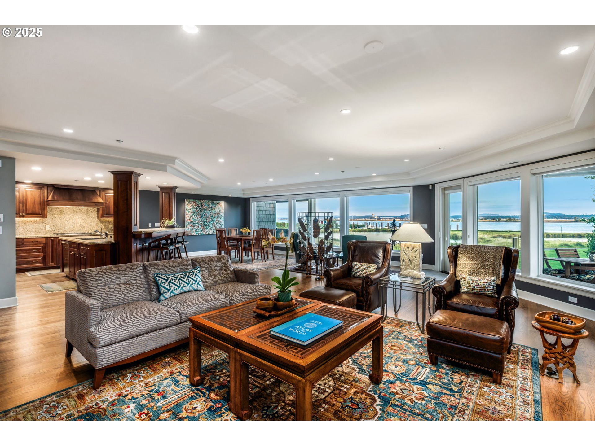 Photo #22: 366473707 Listing: Photo #22