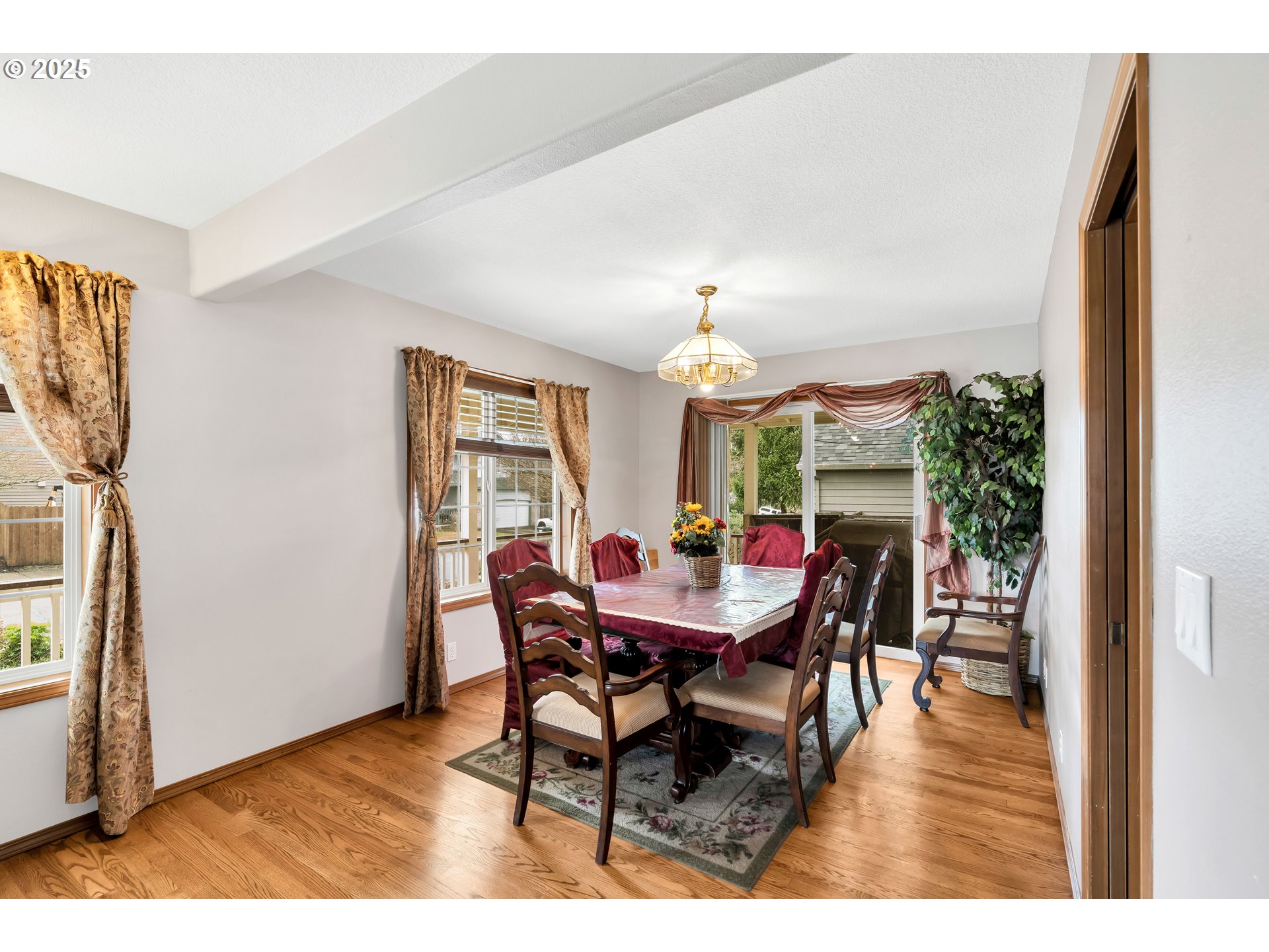 2795 NE LORIE DR, Hillsboro, OR, 97124 2795 NE LORIE DR, Hillsboro, OR, 97124