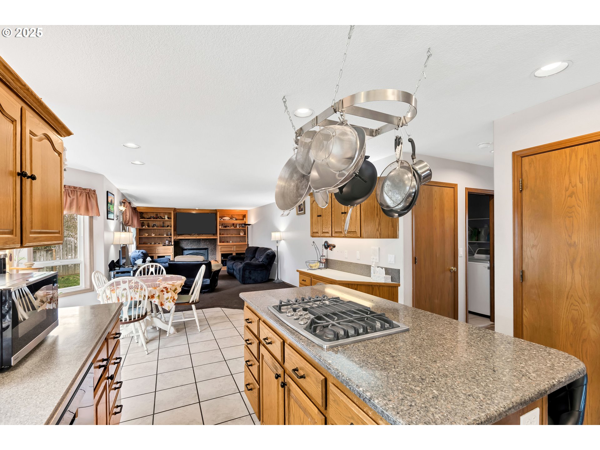 2795 NE LORIE DR, Hillsboro, OR, 97124 2795 NE LORIE DR, Hillsboro, OR, 97124