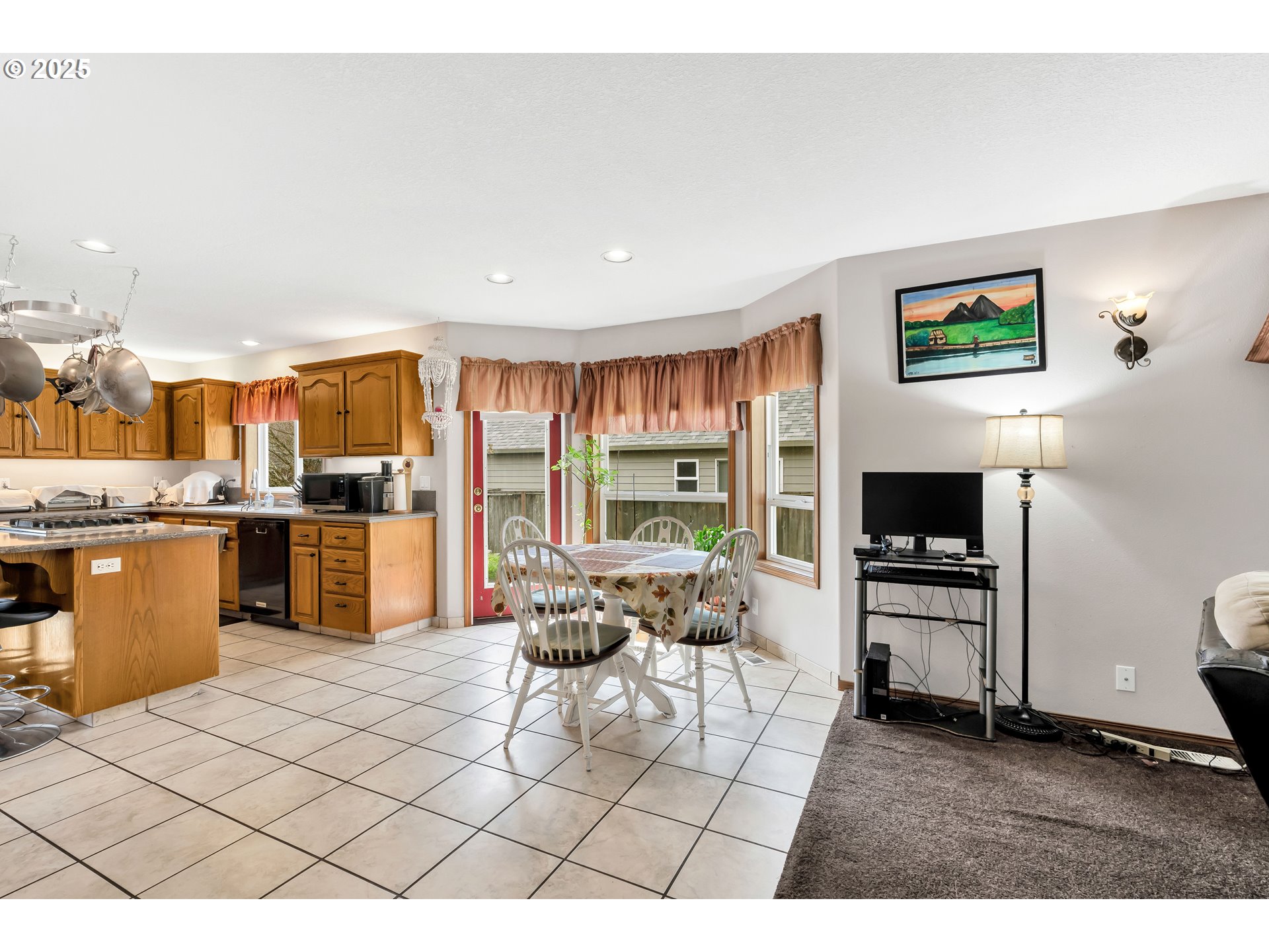 2795 NE LORIE DR, Hillsboro, OR, 97124 2795 NE LORIE DR, Hillsboro, OR, 97124