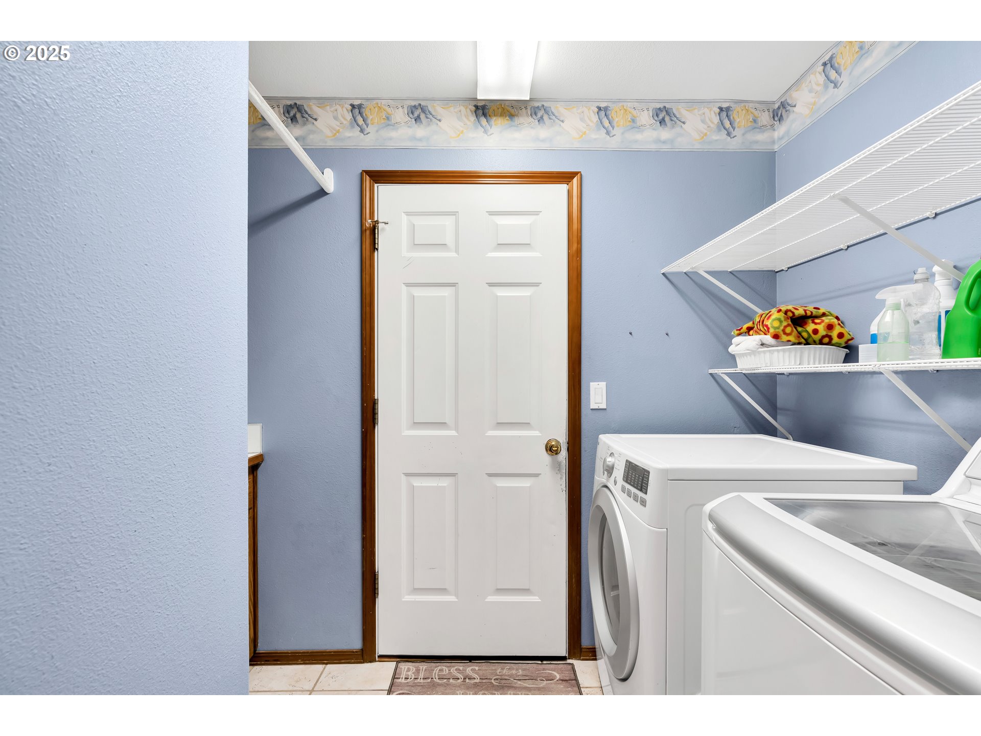 2795 NE LORIE DR, Hillsboro, OR, 97124 2795 NE LORIE DR, Hillsboro, OR, 97124