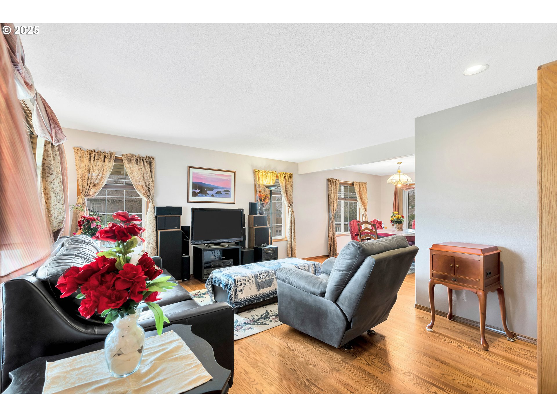 2795 NE LORIE DR, Hillsboro, OR, 97124 2795 NE LORIE DR, Hillsboro, OR, 97124