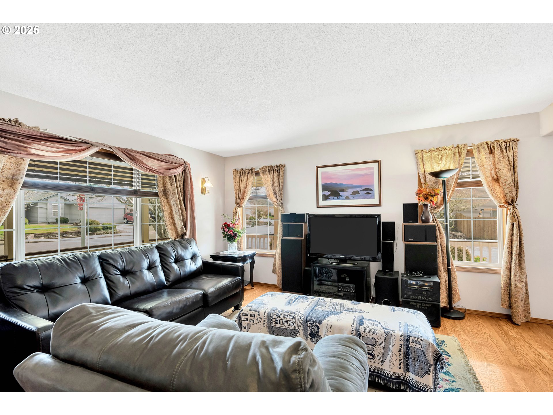 2795 NE LORIE DR, Hillsboro, OR, 97124 2795 NE LORIE DR, Hillsboro, OR, 97124