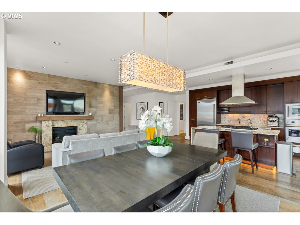 1001 NW LOVEJOY ST UNIT 810, Portland, OR, 97209