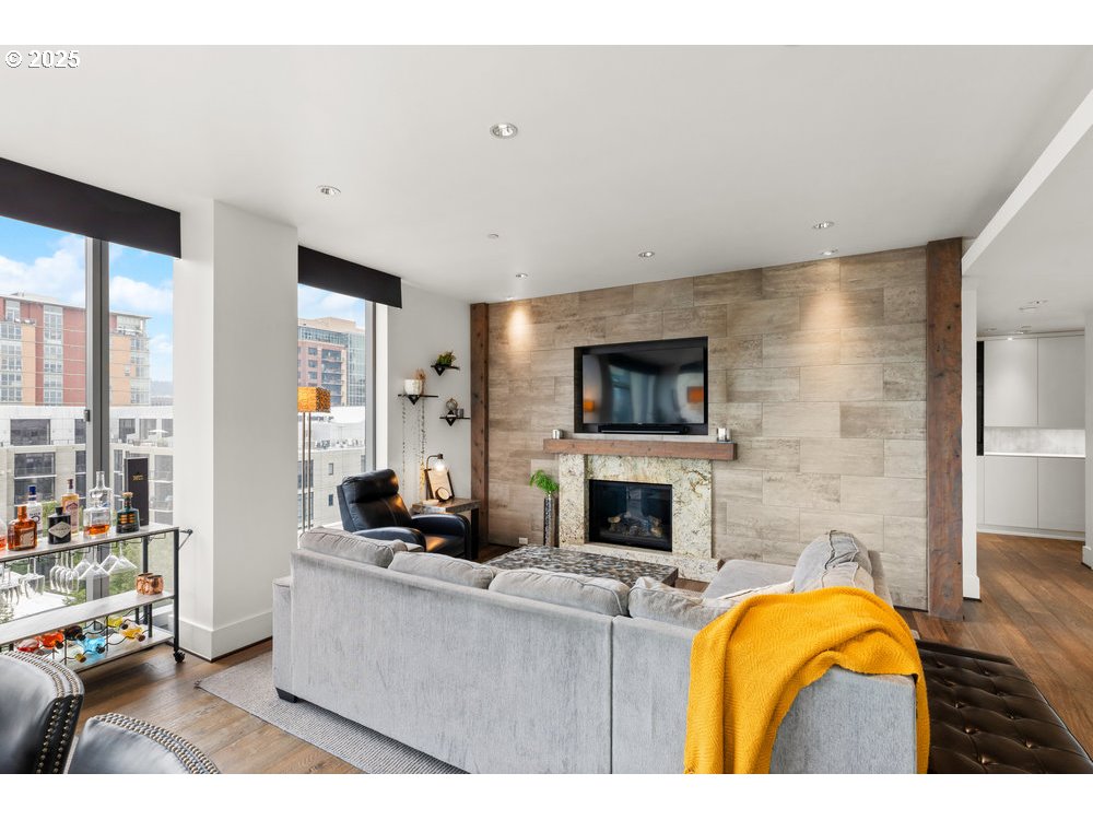 1001 NW LOVEJOY ST UNIT 810, Portland, OR, 97209