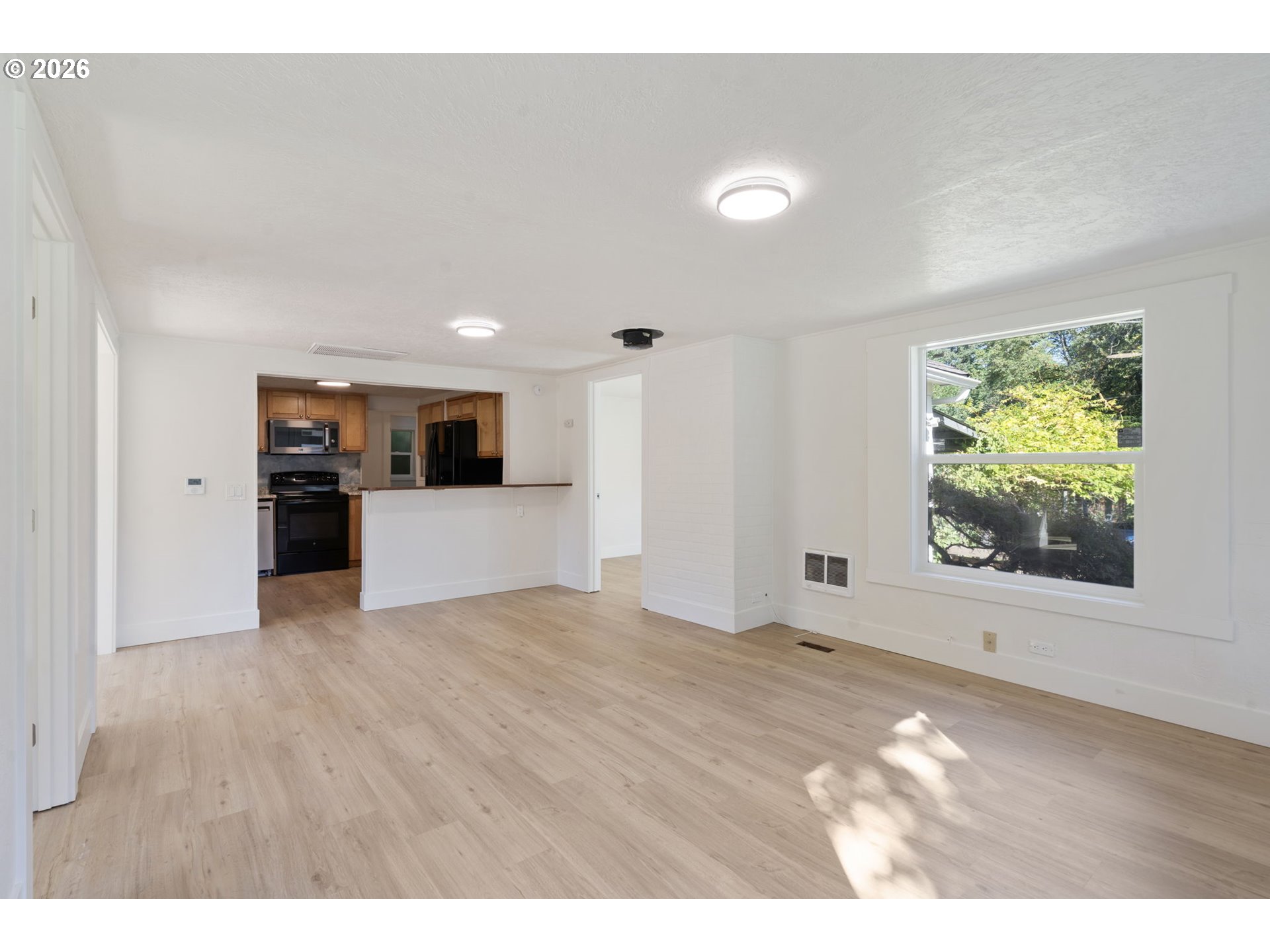 Property photo 11 of 46