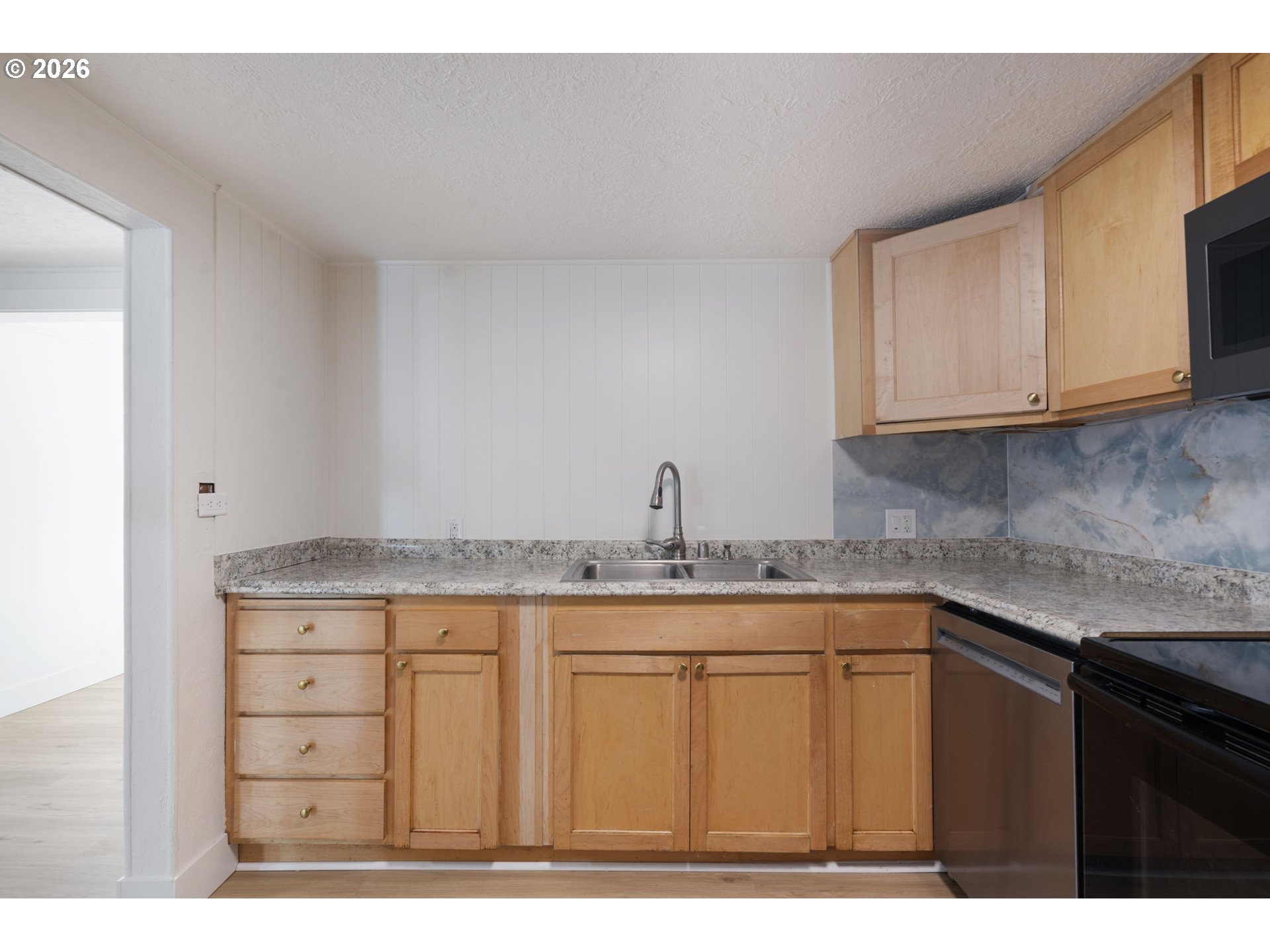 Property photo 14 of 46