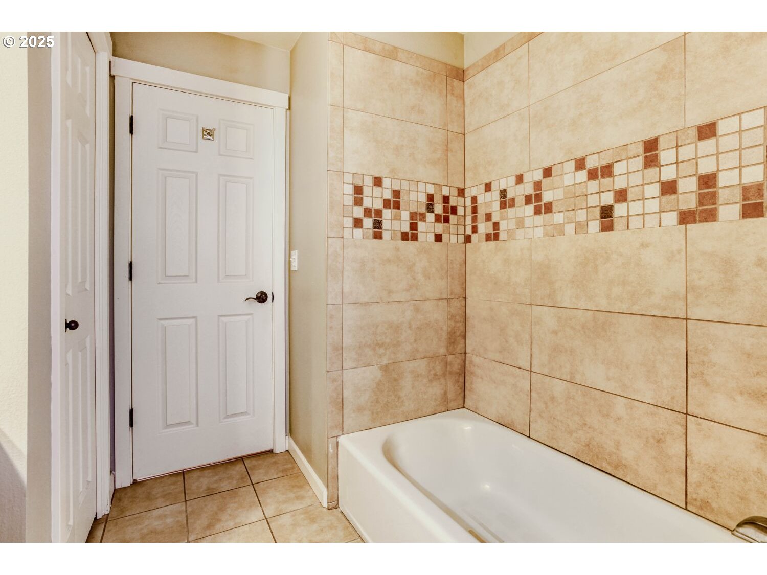 Photo #22: 368689627 Listing: Photo #22