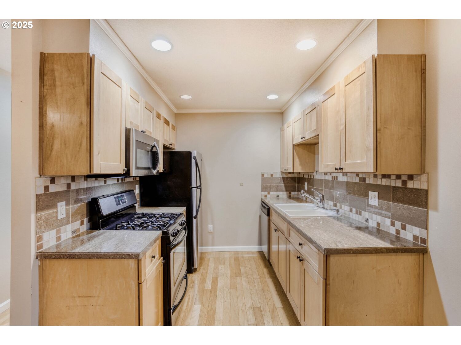 Photo #7: 368689627 Listing: Photo #7