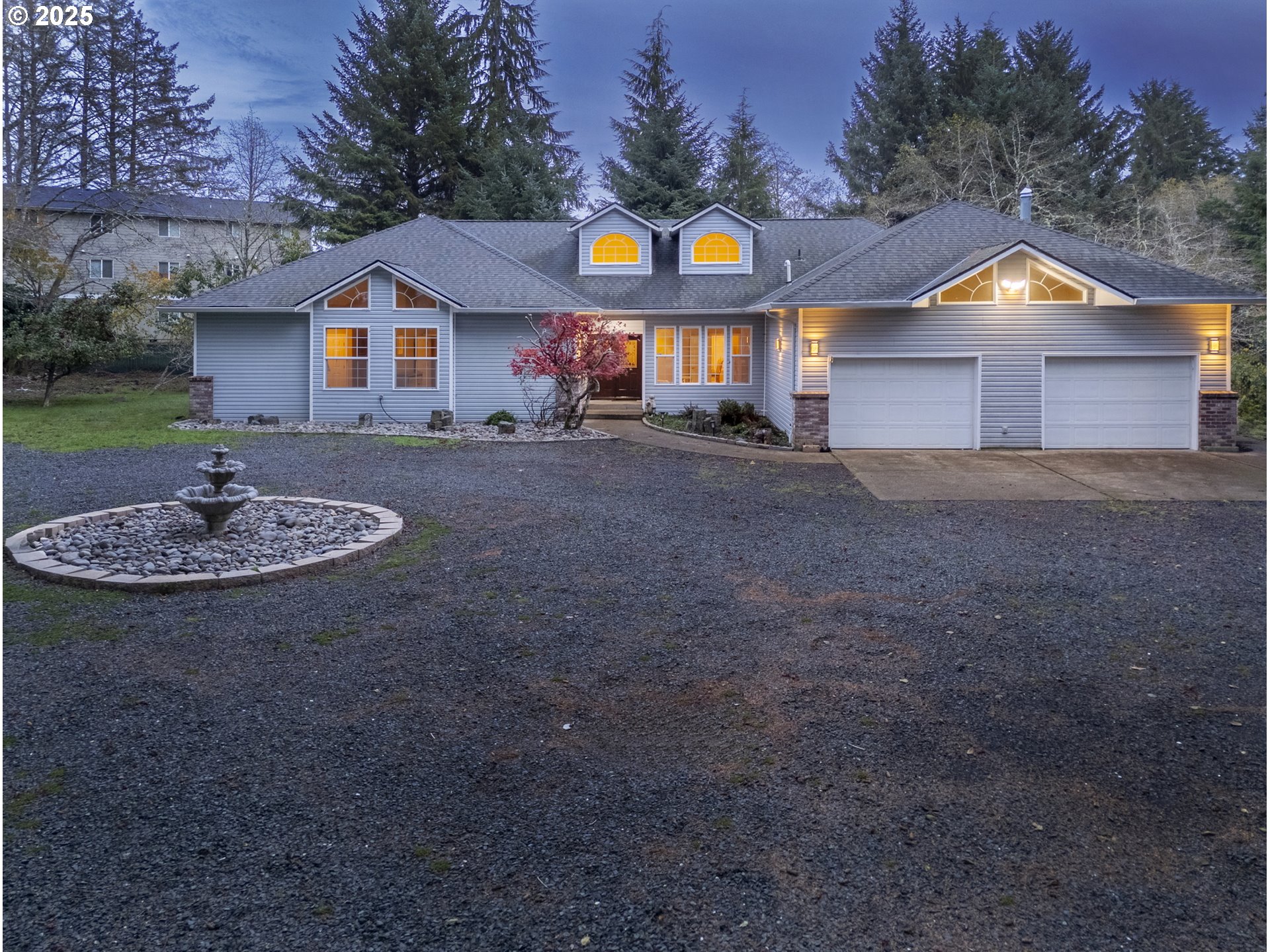 2619 NE CHARLOIS DR, Hillsboro, OR, 97124