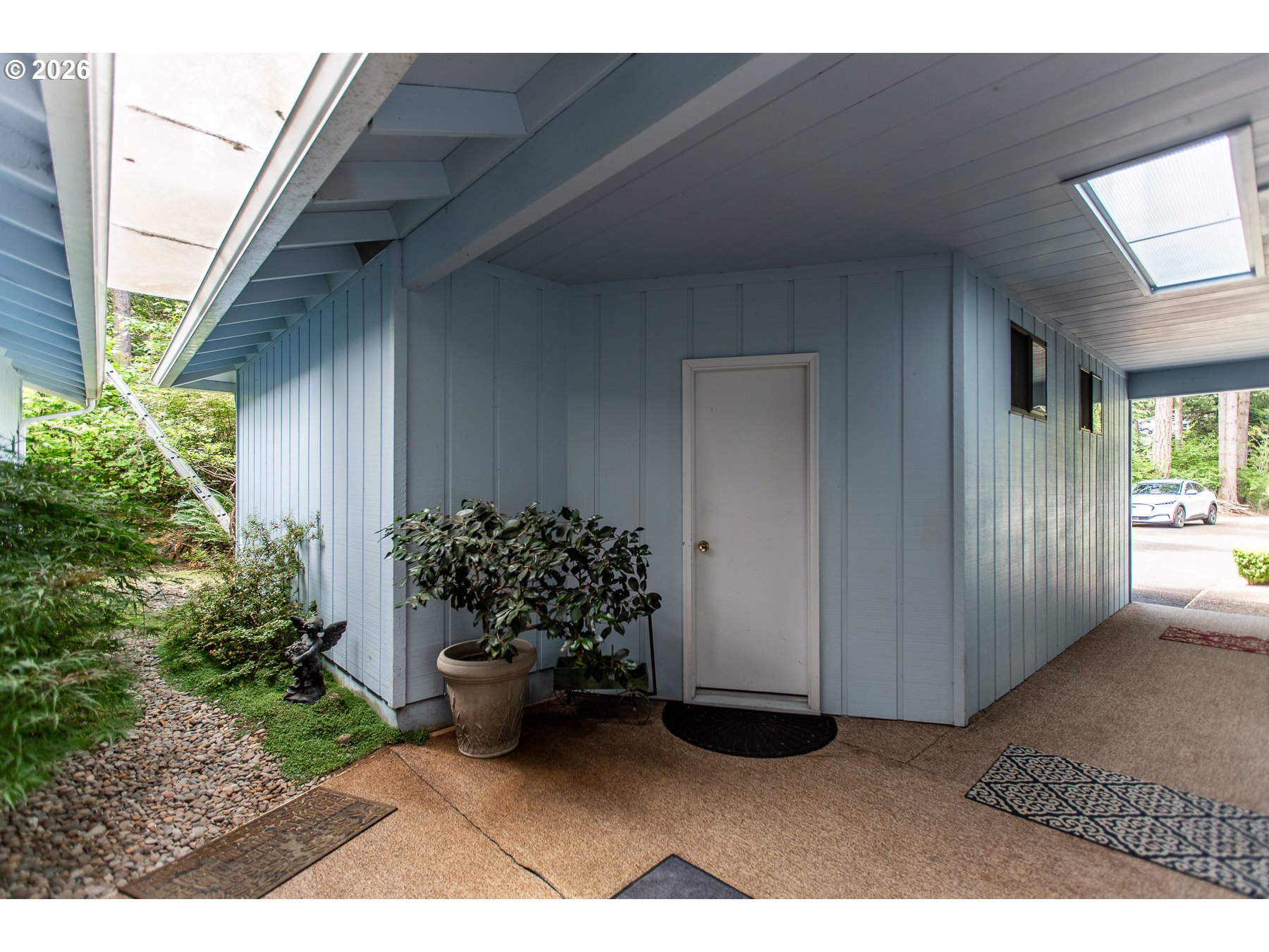Property photo 4 of 47