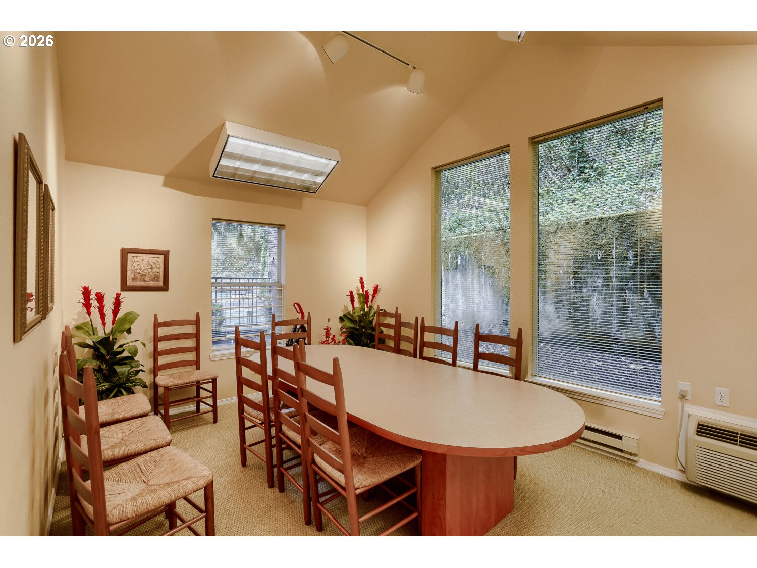 Photo #9: 369625786 Listing: Photo #9