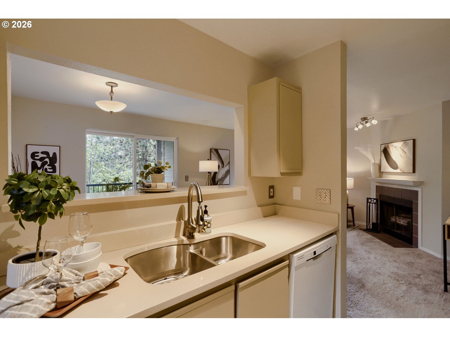 Photo #11: 369625786 Listing: Photo #11