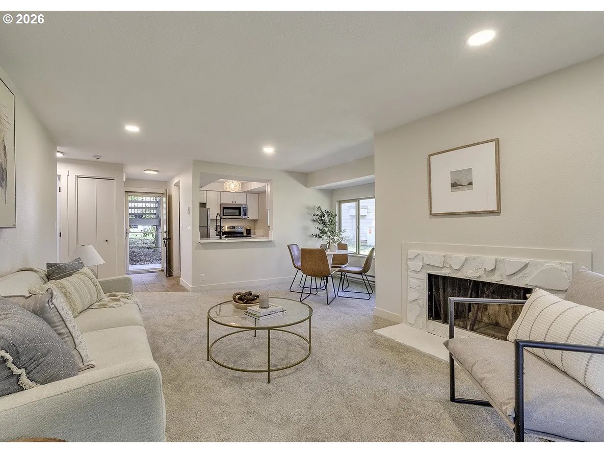 Photo #36: 370404550 Listing: Photo #36