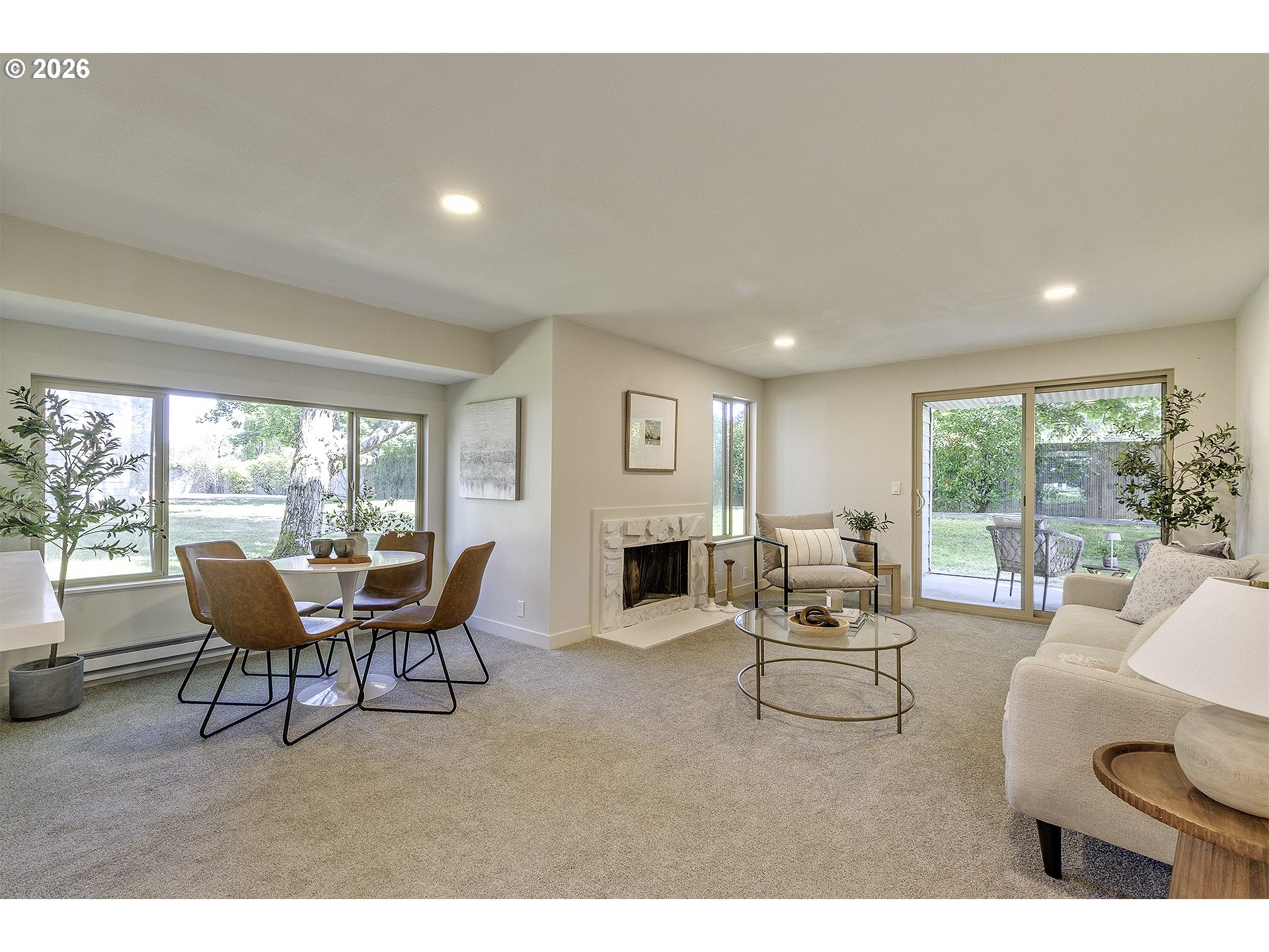 Photo #7: 370404550 Listing: Photo #7