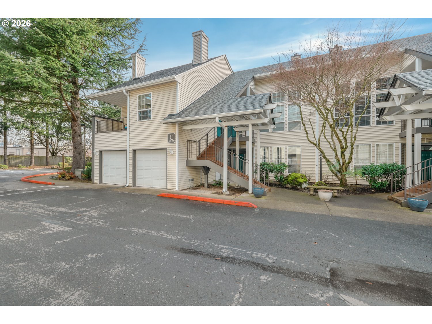 Photo #3: 371503754 Listing: Photo #3