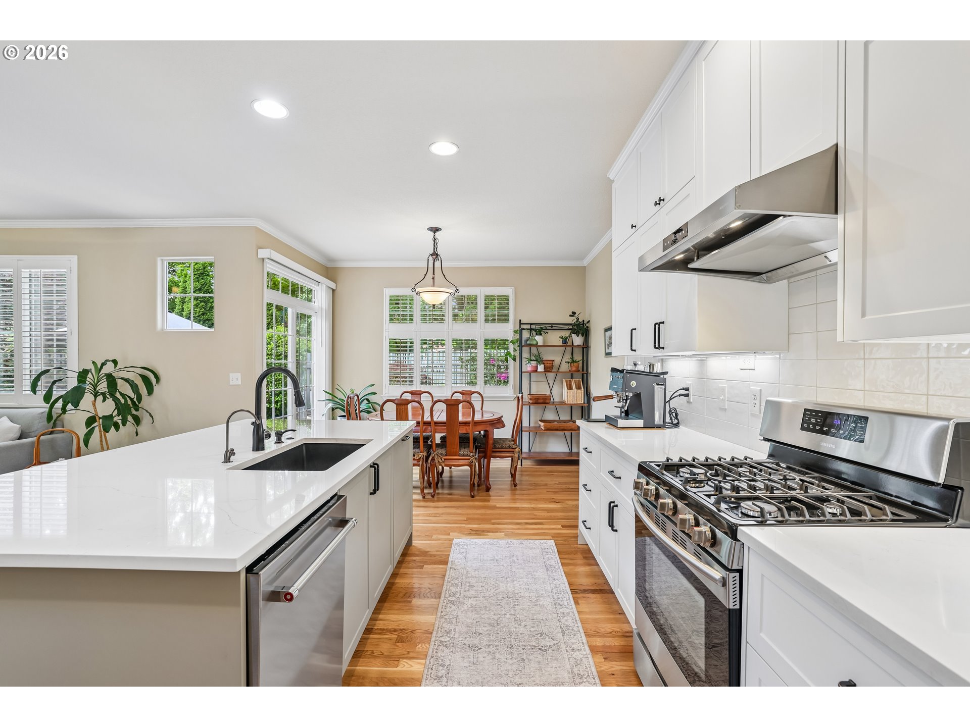 Photo #6: 371833314 Listing: Photo #6