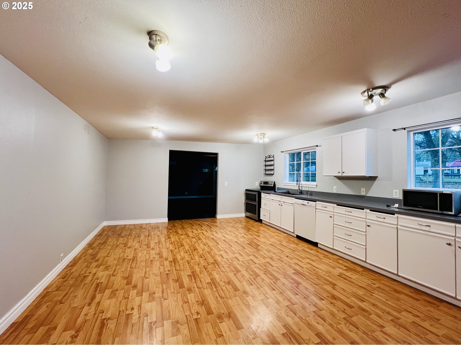 119 OAKBOURNE LN, Winchester, OR, 97495