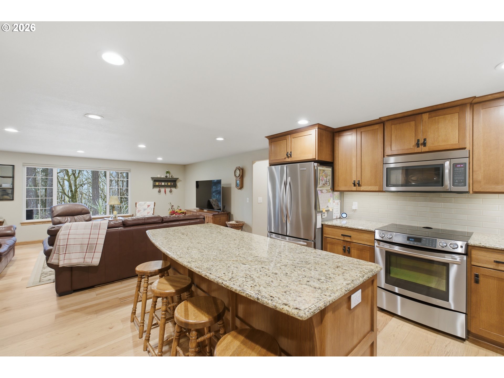 39692 LACOMB DR, Lebanon, OR, 97355