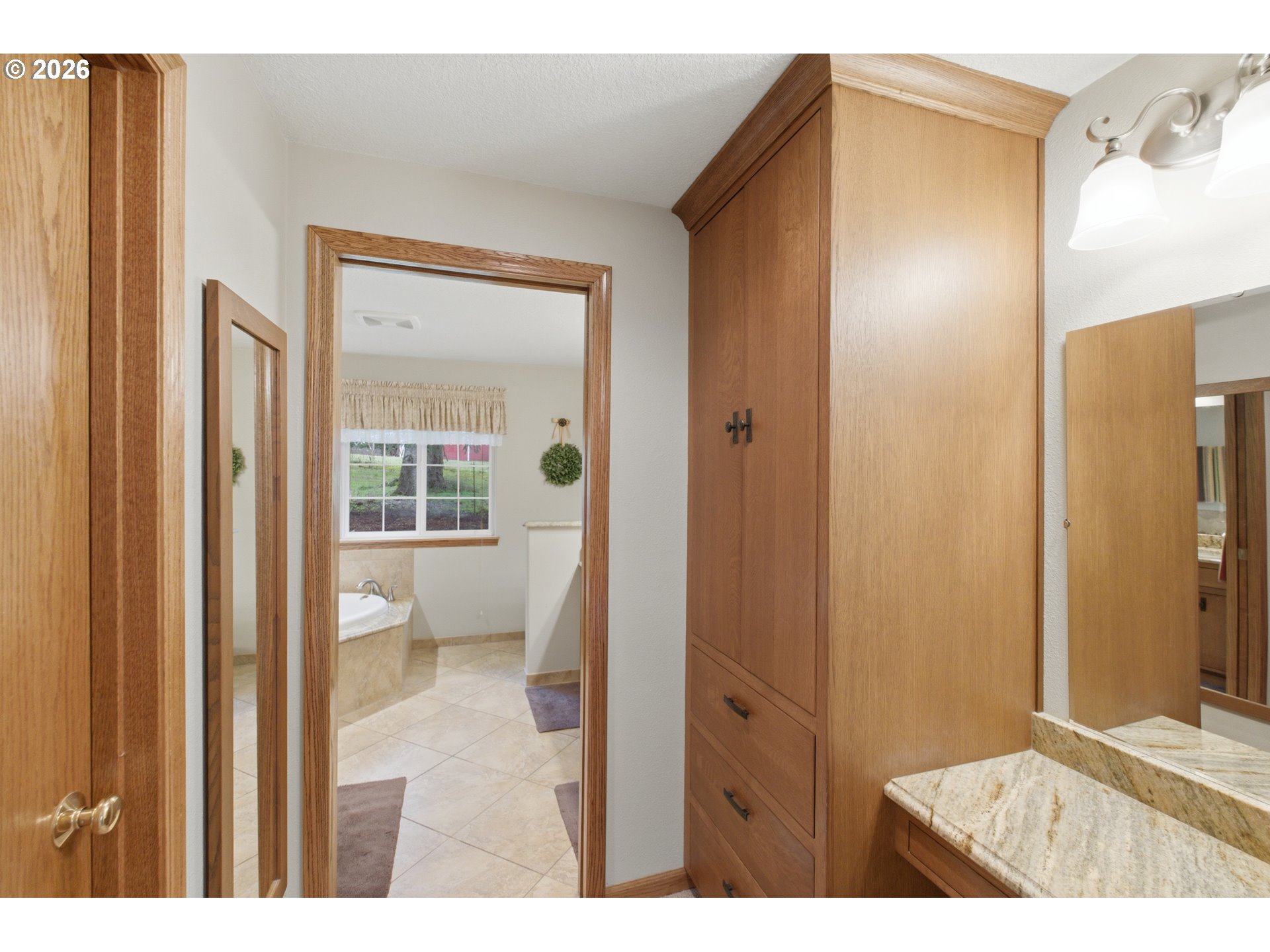 39692 LACOMB DR, Lebanon, OR, 97355