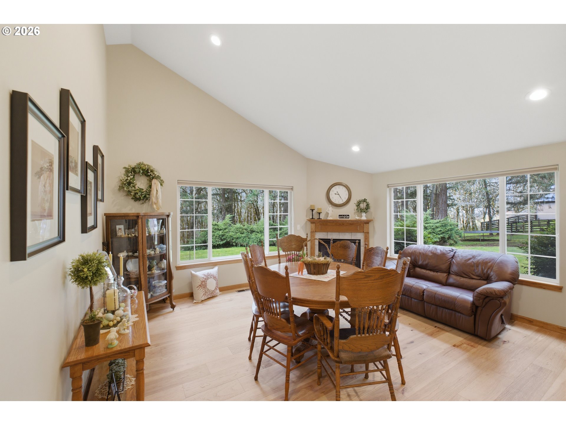 39692 LACOMB DR, Lebanon, OR, 97355