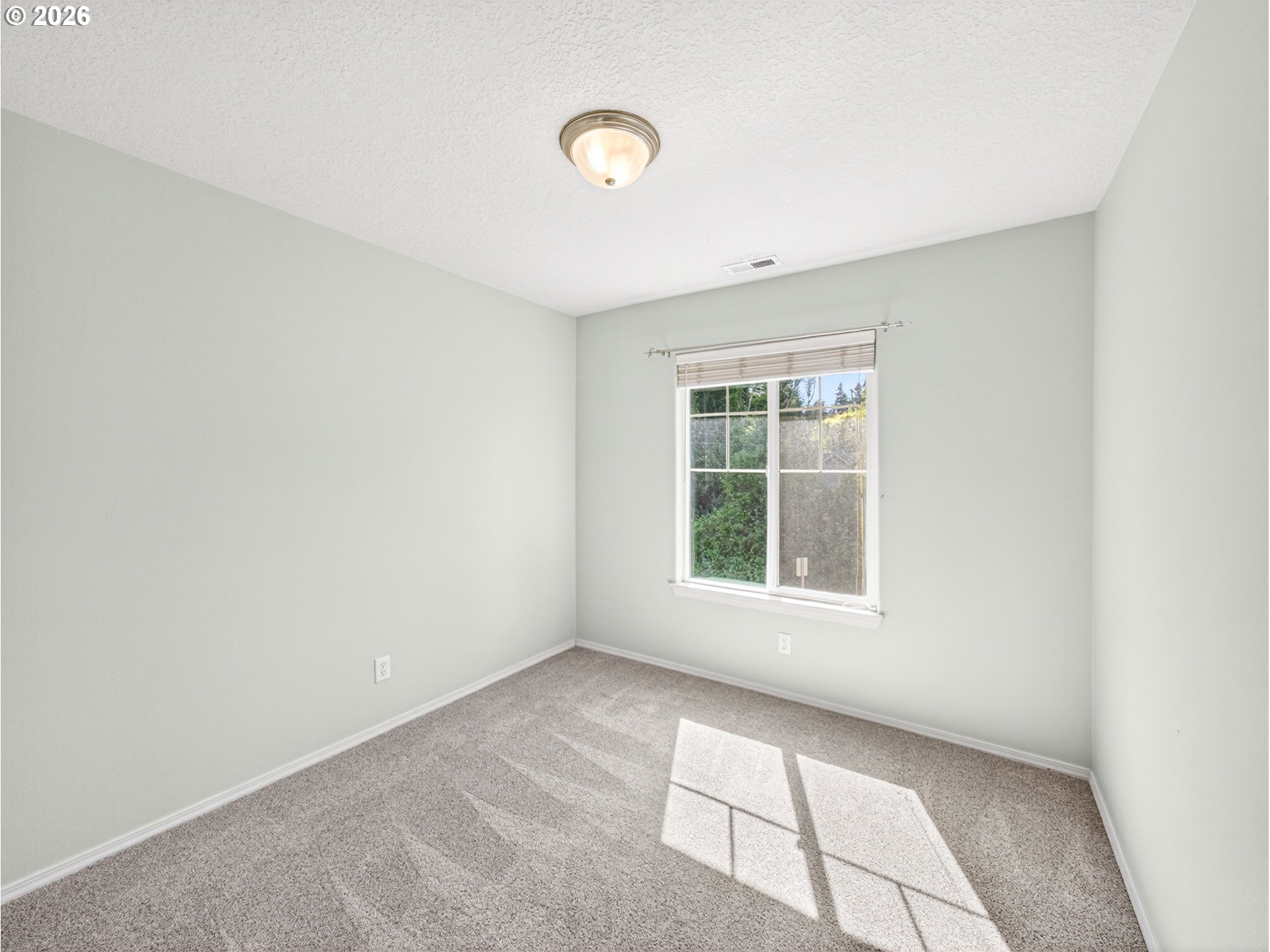 Photo #18: 372501430 Listing: Photo #18