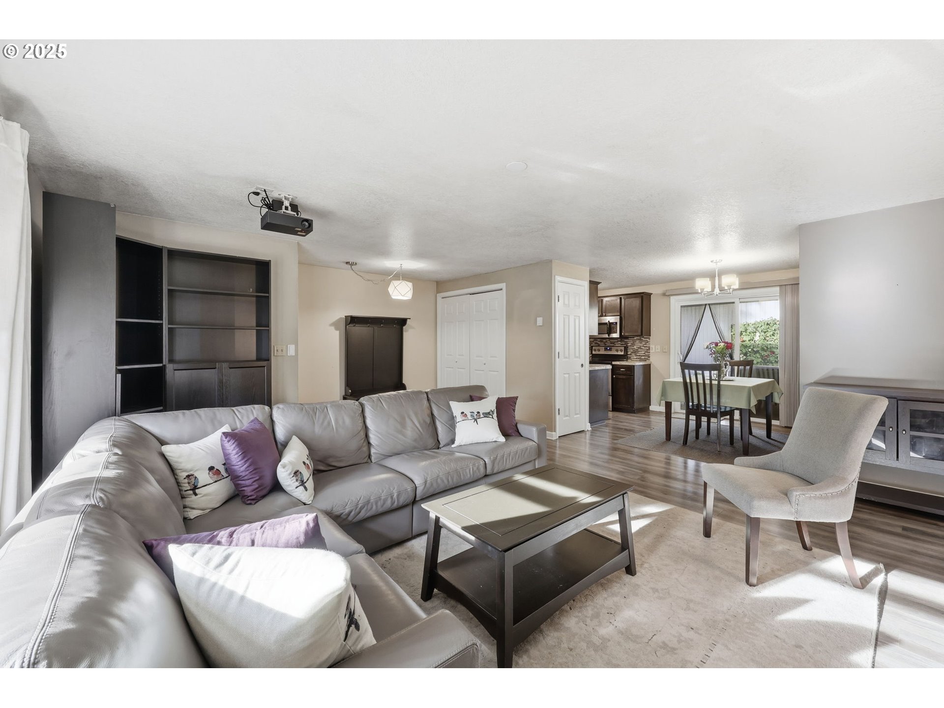 Photo #31: 372970818 Listing: Photo #31