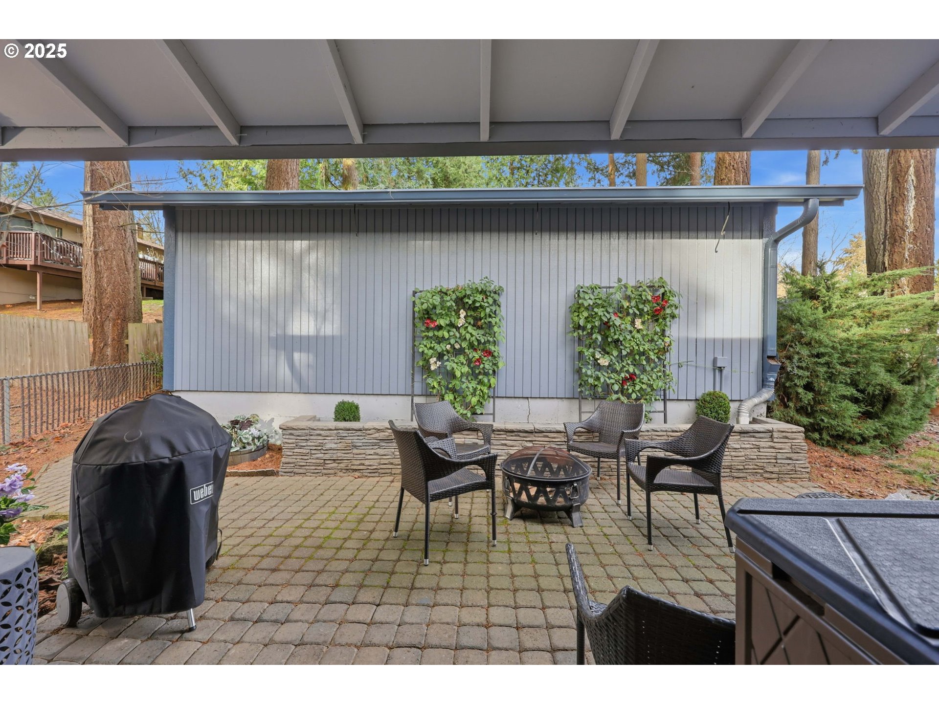 Photo #3: 372970818 Listing: Photo #3