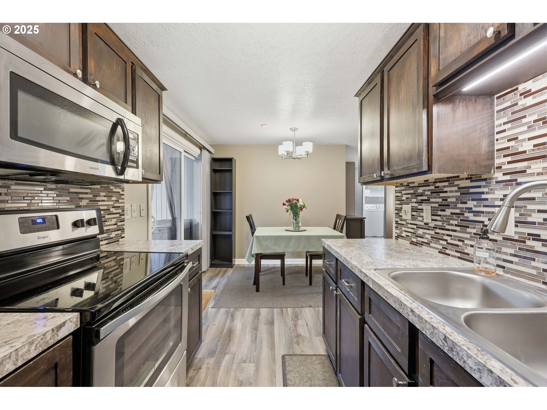 Photo #27: 372970818 Listing: Photo #27