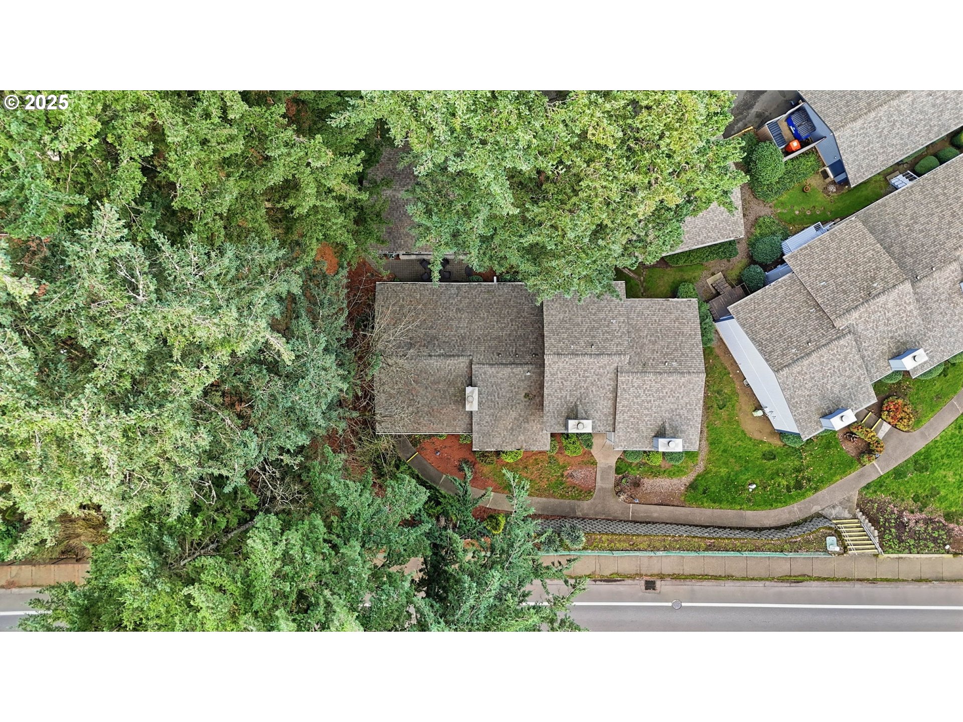 Photo #9: 372970818 Listing: Photo #9