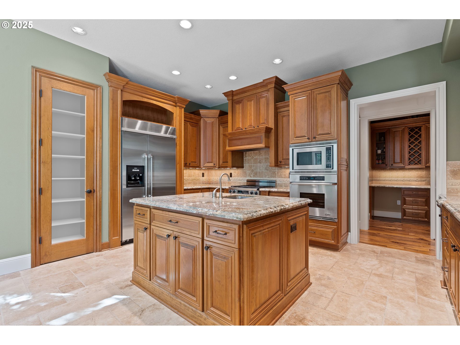 12320 NW SARGENT LN, Portland, OR, 97231