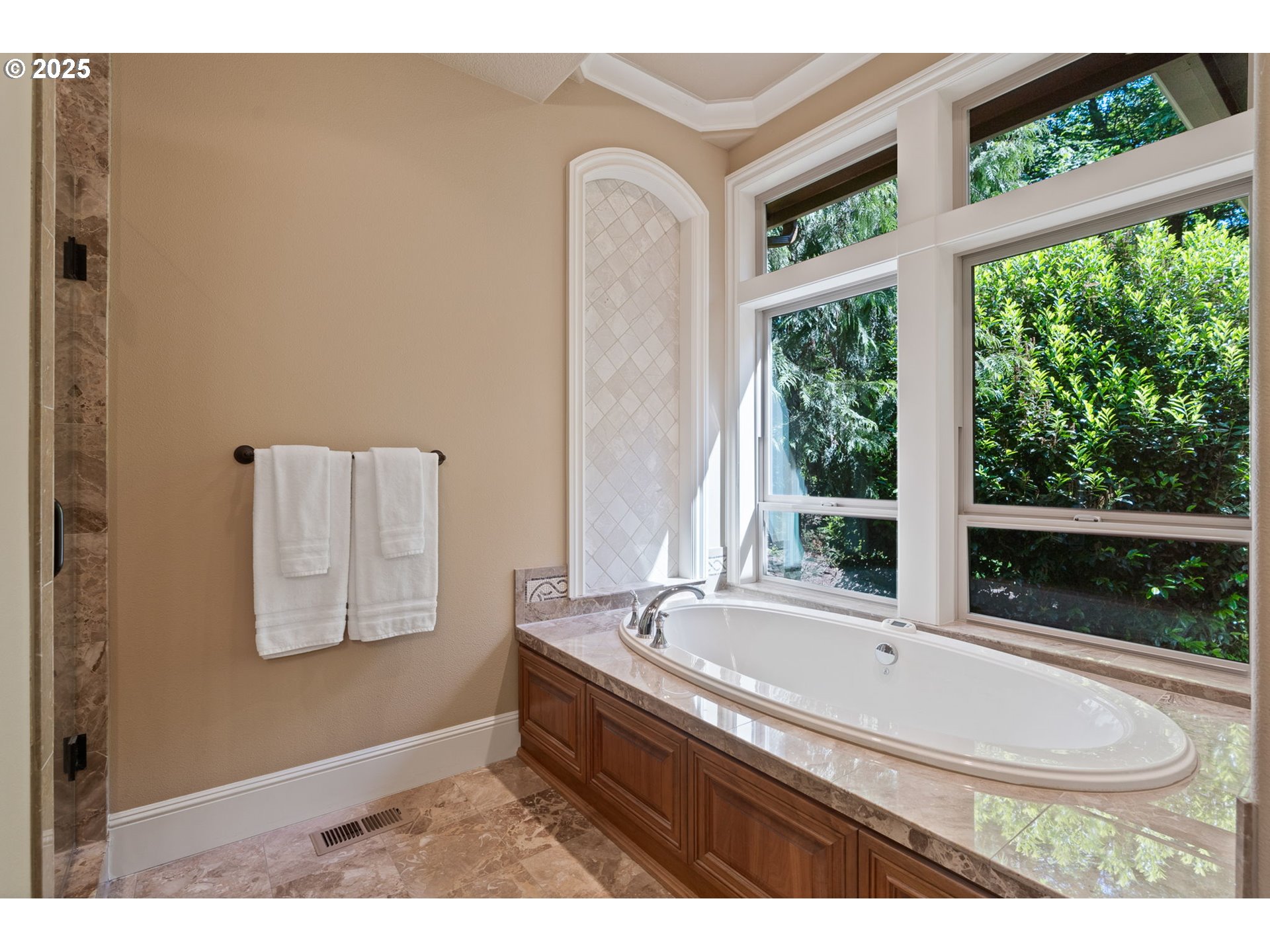 12320 NW SARGENT LN, Portland, OR, 97231