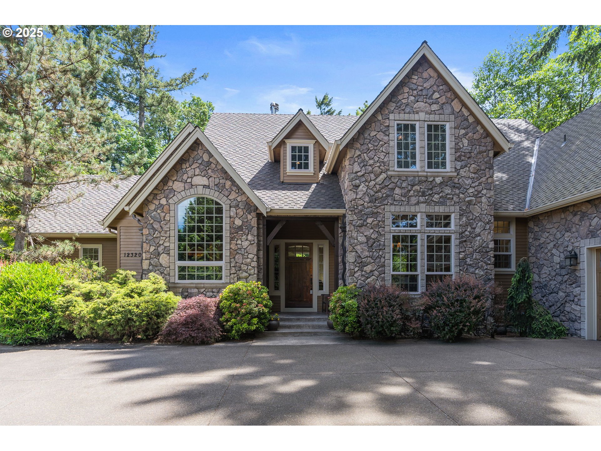 12320 NW SARGENT LN, Portland, OR, 97231