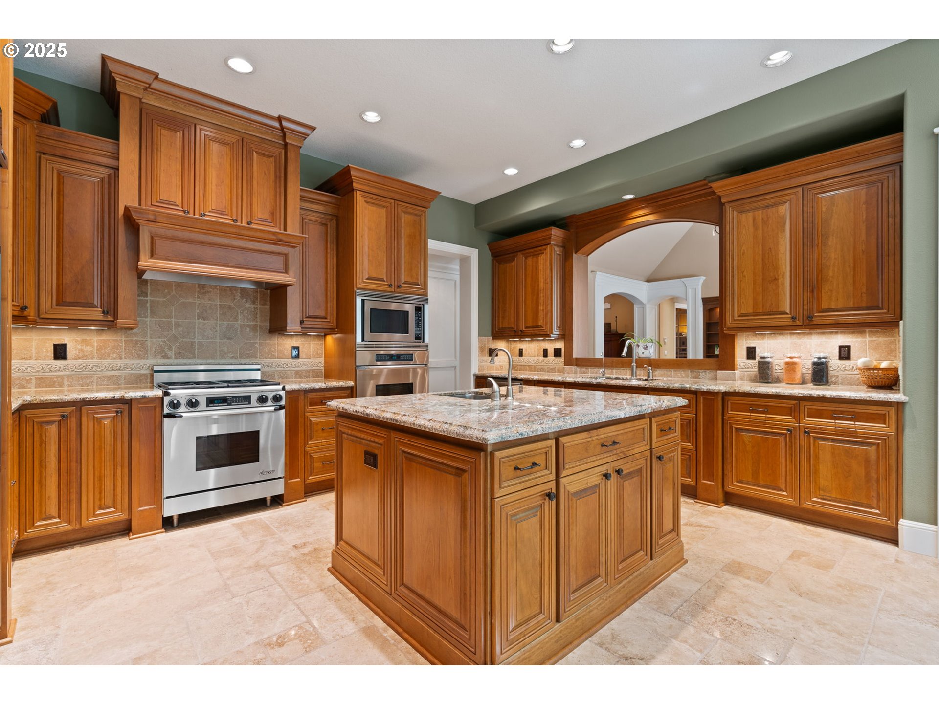 12320 NW SARGENT LN, Portland, OR, 97231